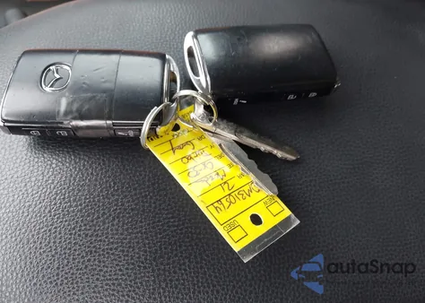 2021 Mazda Cx-30 2.5 Turbo z USA, uszkodzony, nr VIN 3MVDMBAY6MM310564